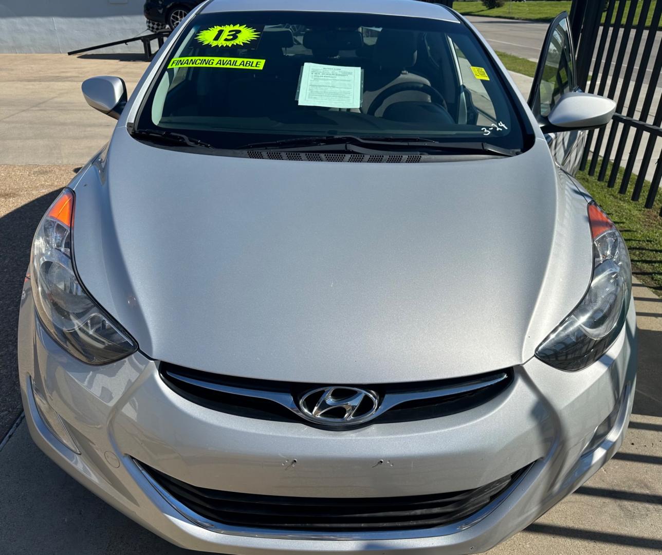 2013 SILVER /GRAY Hyundai Elantra (KMHDH4AE2DU) , AUTOMATIC transmission, located at 2001 E. Lancaster, Ft. Worth, 76103, (817) 336-7000, 32.746181, -97.301018 - Photo#1